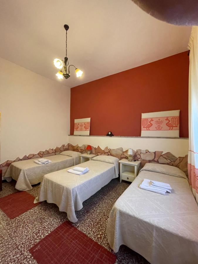 Hotel Fera5 Olbia Exterior foto