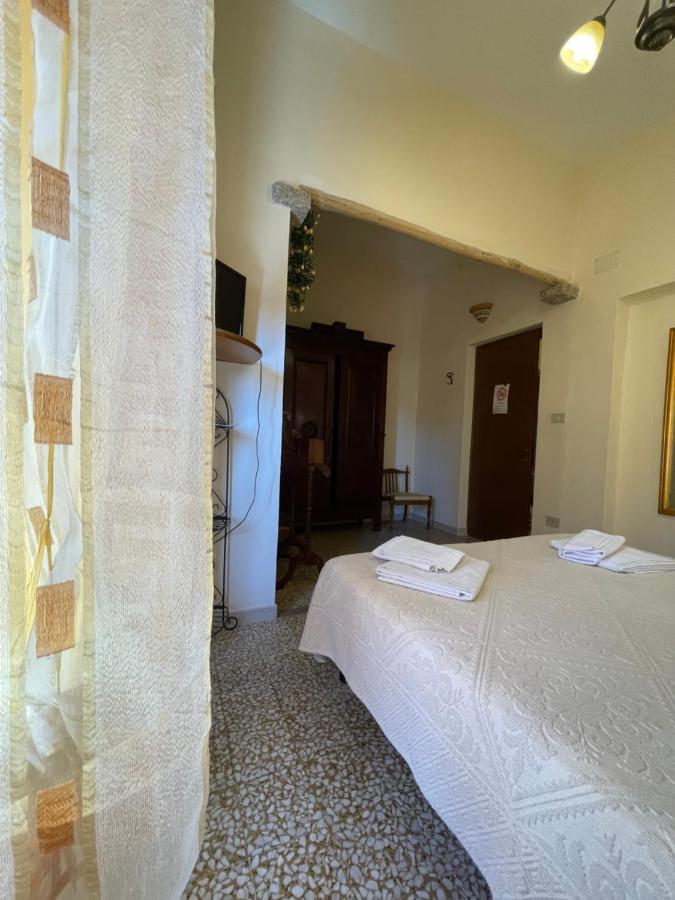 Hotel Fera5 Olbia Exterior foto